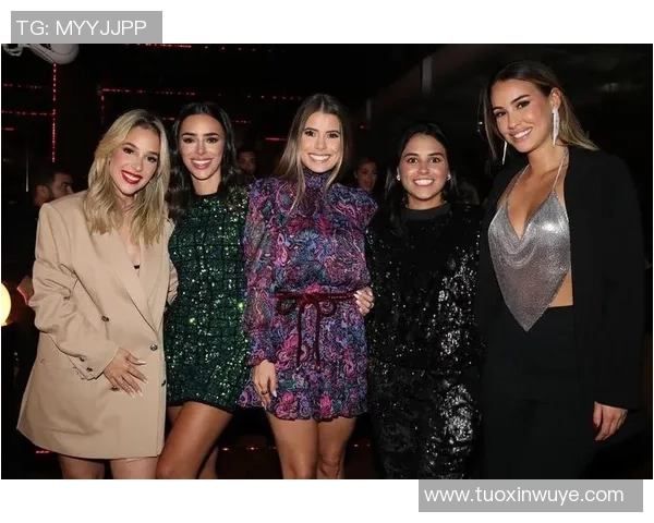 足球明星太太团的学历揭秘与她们的职业成就分析